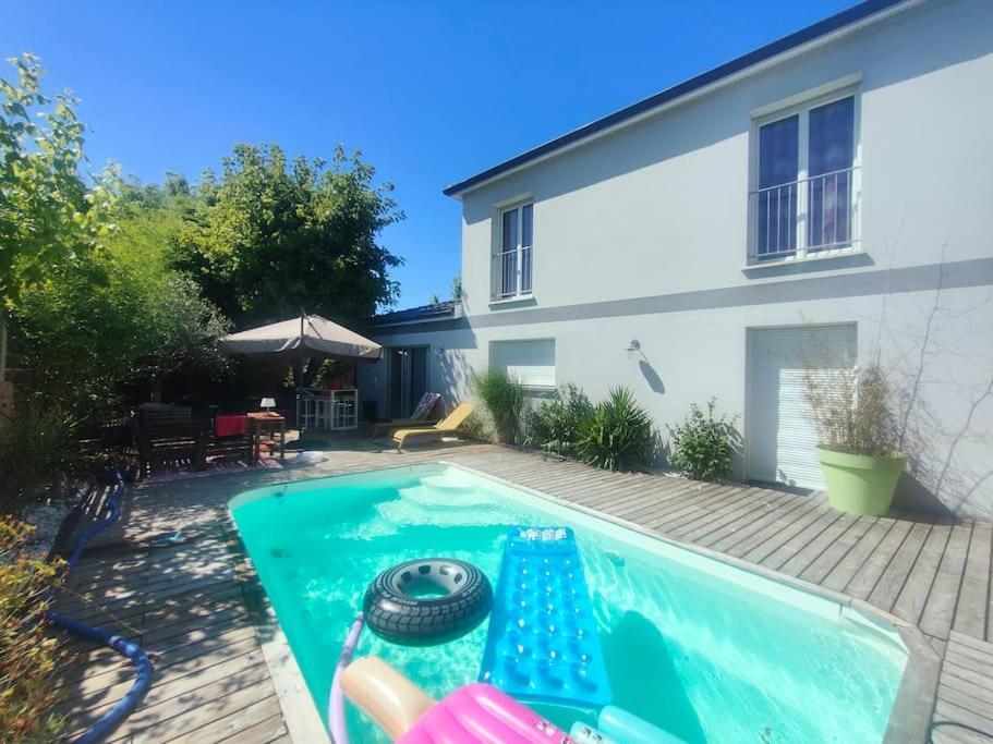 Tiny House Avec Jardin Et Acces Piscine Chauffee Villa Saint-Médard-en-Jalles Exterior foto