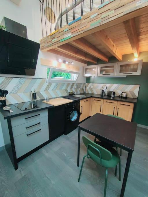 Tiny House Avec Jardin Et Acces Piscine Chauffee Villa Saint-Médard-en-Jalles Exterior foto